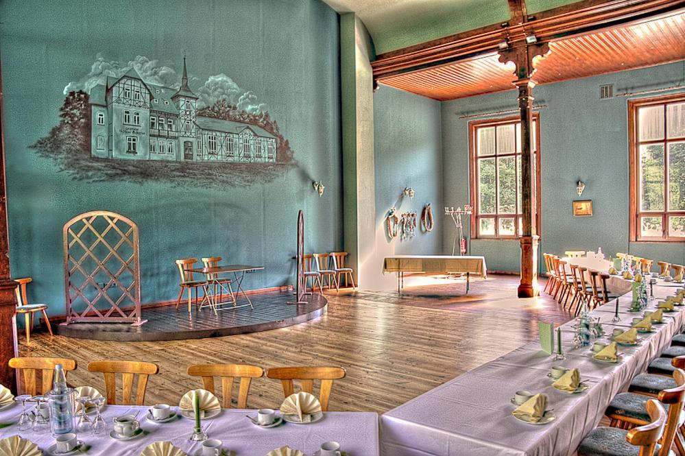 Gasthof Schloss Hubertus แอร์ฟวร์ท ภายนอก รูปภาพ